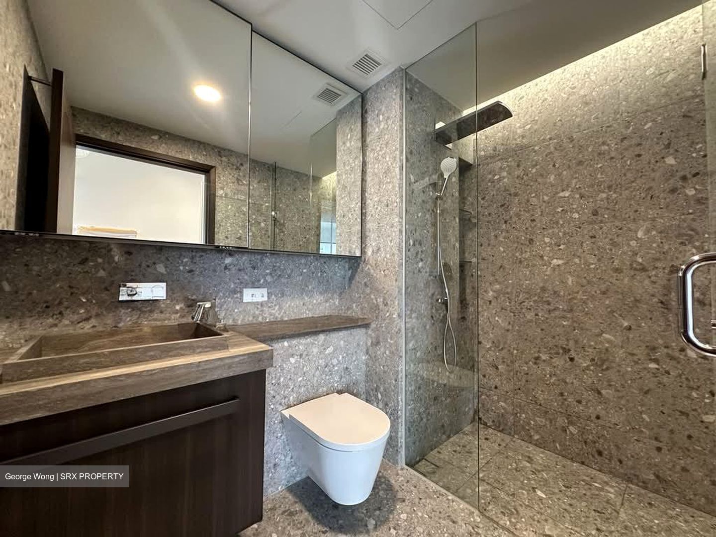 One Pearl Bank (D3), Apartment #583365651